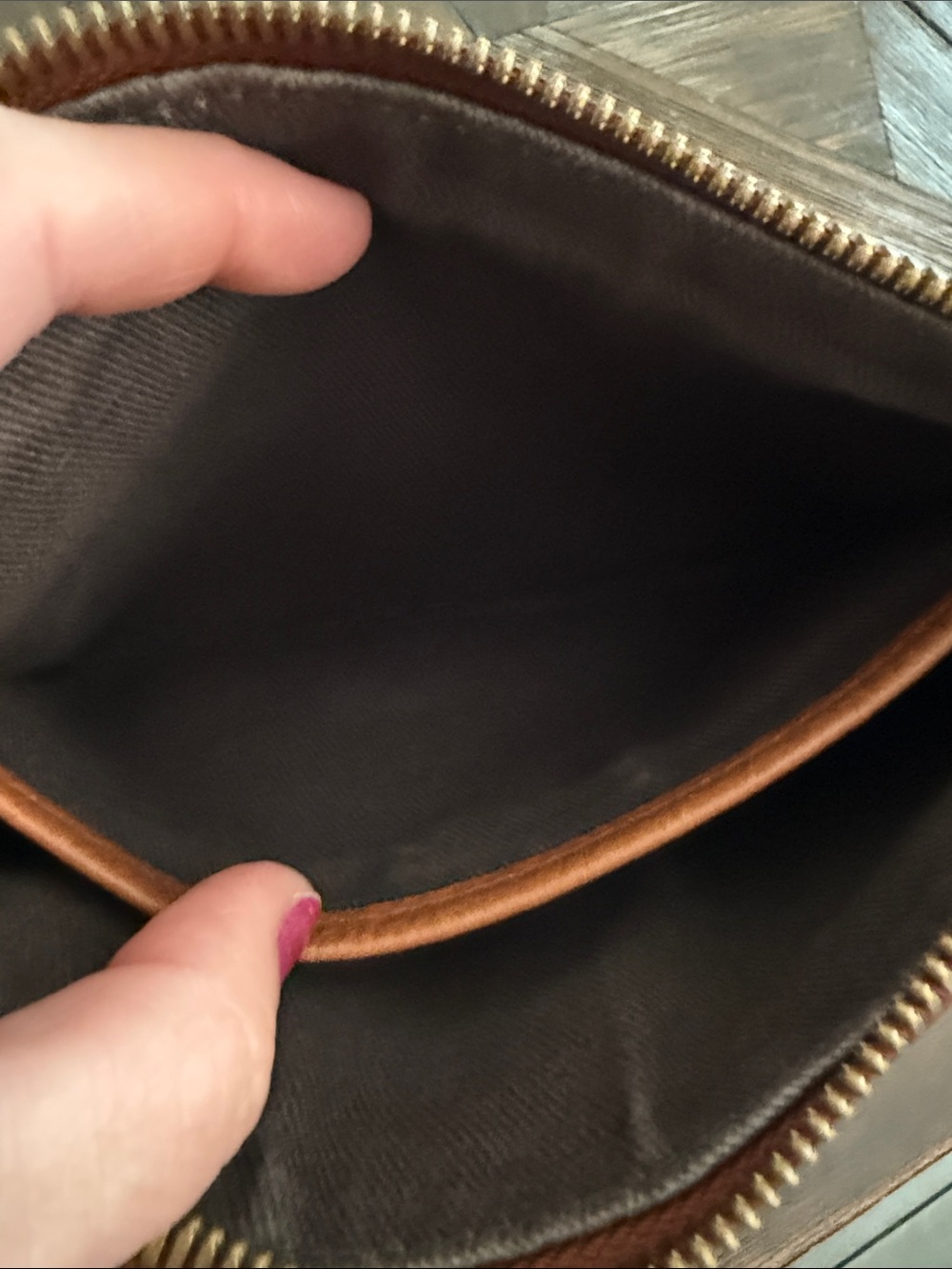 Madewell Simple Brown Leather Crossbody Bag Adjustable Strap - Picture 8 of 9